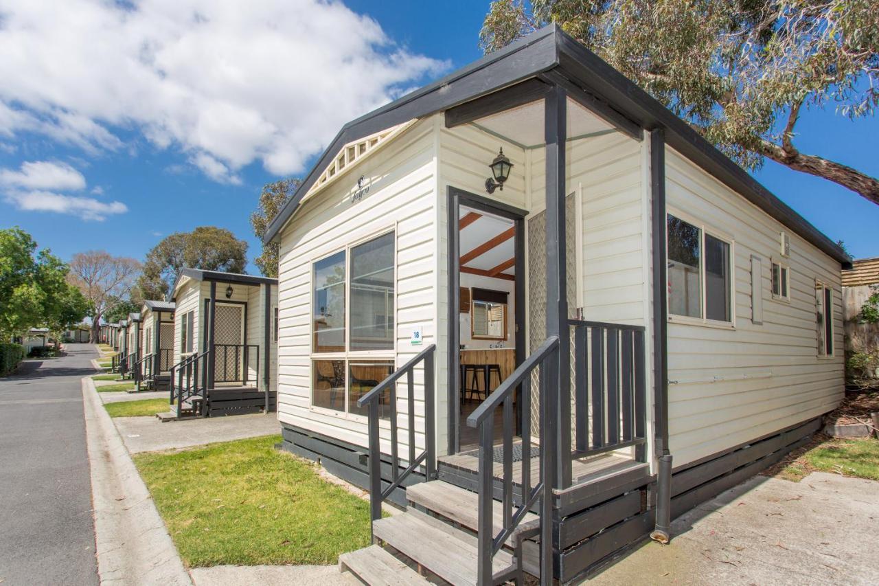 Big4 Melbourne Holiday Park Exterior photo